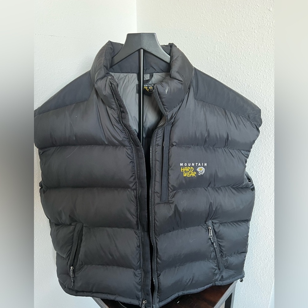 Mountain Hardware Down Puffer Vest size 2XL